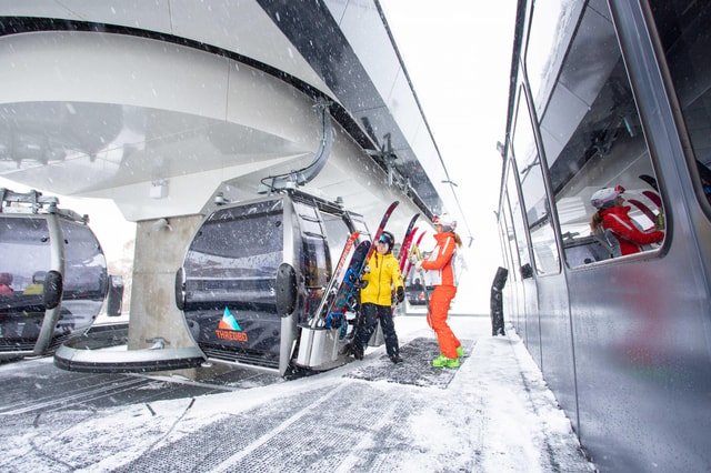 Ab Sydney: 3-tägige Snowy Mountains-Skitour mit Abendessen