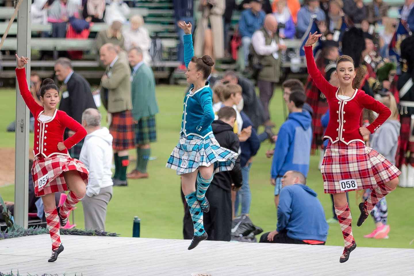 From Edinburgh: Scottish Highland Games Day Tour