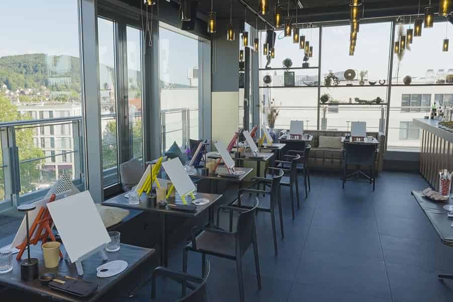 Heidelberg: Sushi und Tapas & Paint Event in der Schilling Roofbar. Foto: GetYourGuide Heidelberg: Sushi und Tapas & Paint Event in der Schilling Roofbar. Foto: GetYourGuide