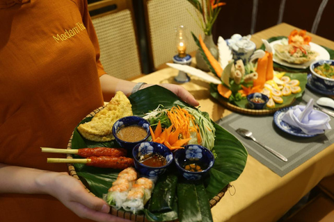 Hue Royal Dinner: Heritage Cuisine & Folk Music Show