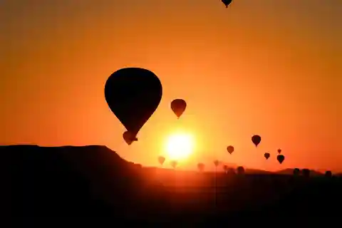 Desde CDMX: Sobrevuela Teotihuacan en globo