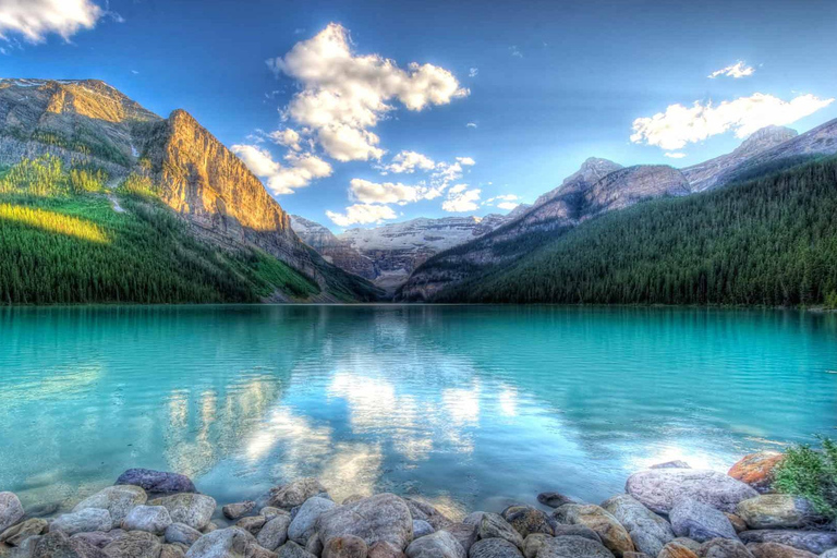 Moraine Lake&Lake Louise Half-Day Shuttle from Canmore/Banff