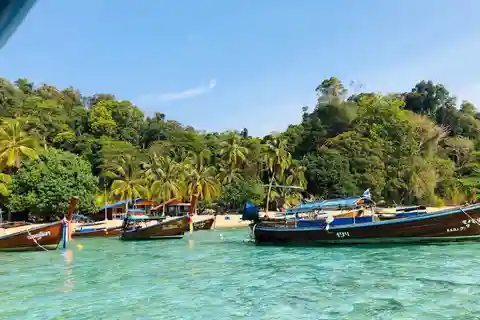 Ga mee op snorkeltrip 7 plekken lunch inbegrepen