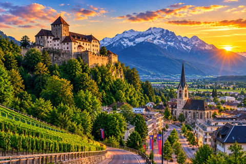 From Zurich: Private 4-Country Day Trip with Driver