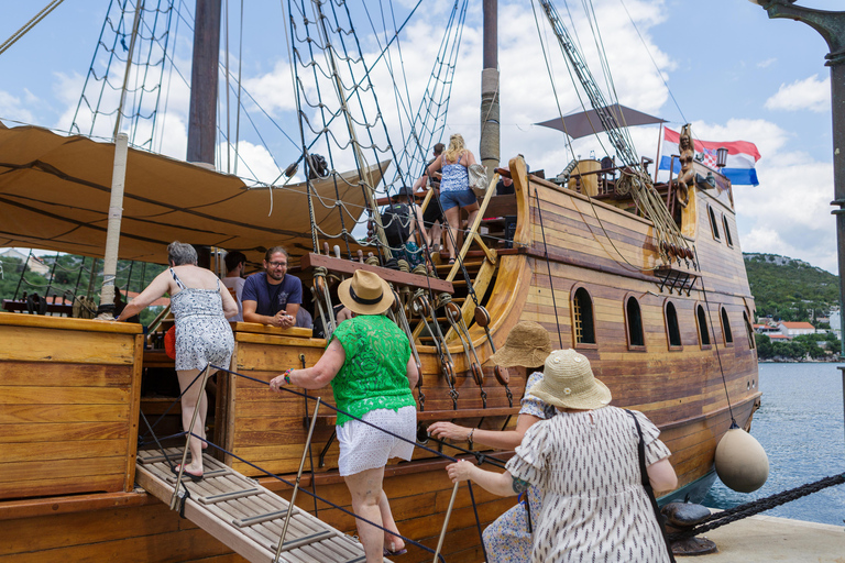 From Dubrovnik: Elaphiti Islands Galleon Cruise with Lunch Cruise in Spanish