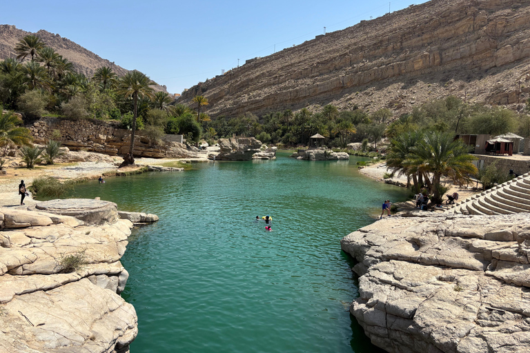 Muscat: Wahiba Sands, Wadi Bani Khalid & Mudayrib Tour Group Tour