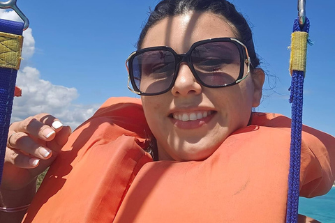 Parachute ascensionnel à Punta Cana : L'adrénaline dans le ciel