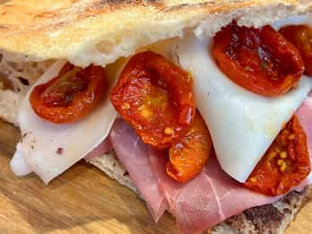 Trani : visite privée avec visite culinaire exclusive autour du panino