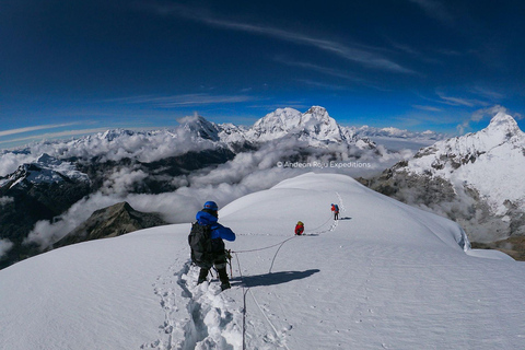 Från Ancash: Äventyr och bestigning av Nevado Pisco |3D-2N|