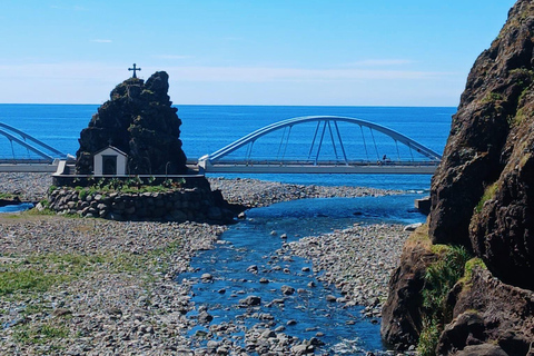 Porto Moniz Tour: Full-Day Madeira