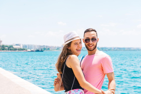 Thessaloniki: Private City & Waterfront Photoshoot Standard: 20 photos | 30 mins
