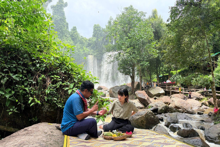 Kulen Mountain Day Tour with Picnic Lunch and Banteay Srei Private Tour with Picnic Lunch