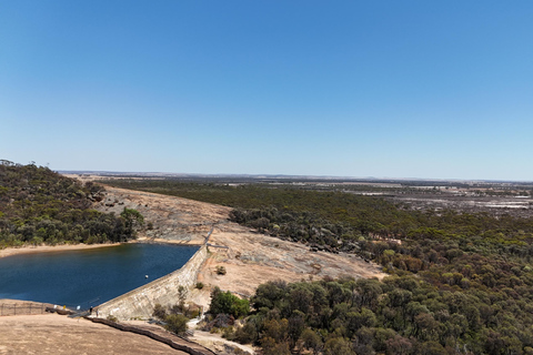 Perth: Wave Rock, Mulka's Cave, and Hippo's Yawn( Day Tour)