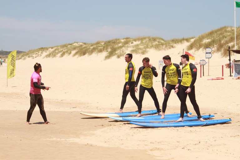 Lissabon: De Surf Instructeur - surflessen met transfer