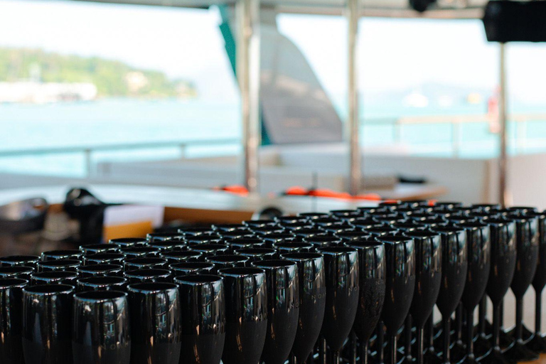 Phuket: Phi Phi & Maithon Islands by Noah Premium yacht