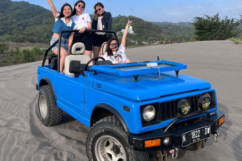 Yogyakarta: Wycieczka terenowym jeepem po plaży ParangtritisYogyakarta: plaża Parangtritis – jazda terenowa jeepem