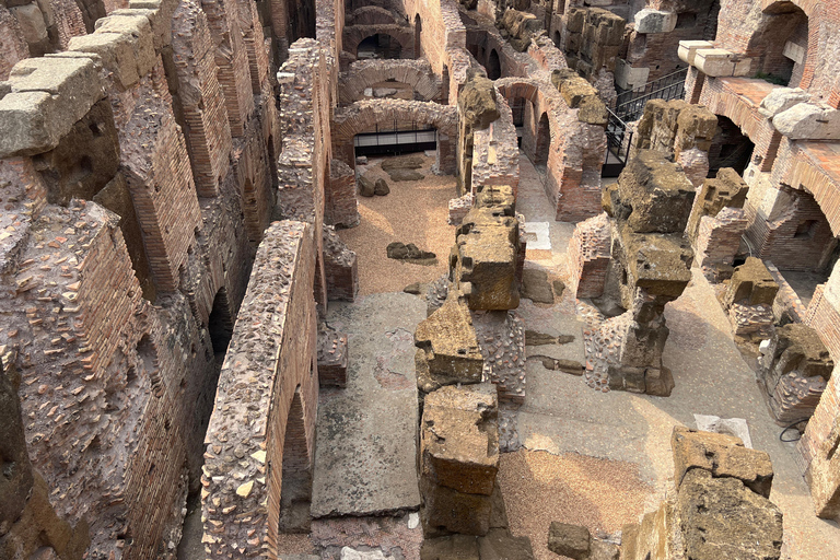 Rome: Colosseum Guided Tour