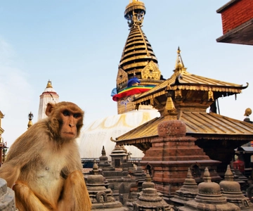 Katmandú: Teleférico de Chandragiri y Excursión a Swayambhunath