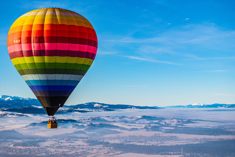 Zakopane: Tatra Mountains Balloon Flight Tour with Champagne Small-Group Tour