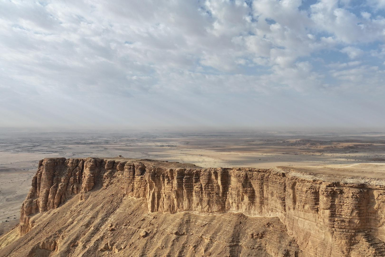 Från Riyadh: Världens utkant och äventyret Darb Al-Manjoor