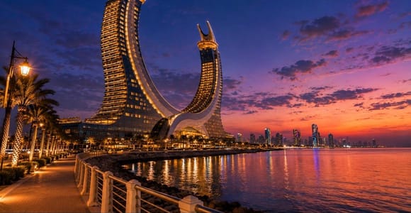 Doha City Highlights Tour: Souq Waqif, Katara & The Pearl