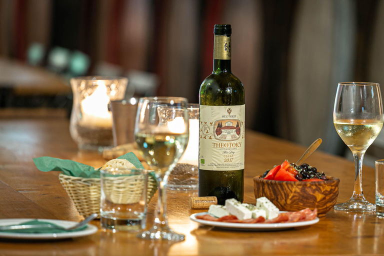 Tour de vinhos e degustação de azeitonas - Tour em pequenos gruposTour e degustação de vinhos - Tour em pequenos grupos (somente ingresso)