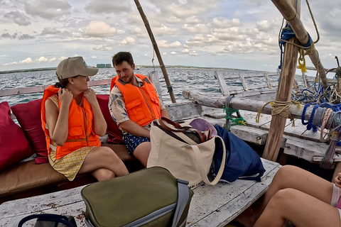 DAR ES SALAAM:BONGOYO ISLAND SNORKELING TOUR & BEACH ESCAPE