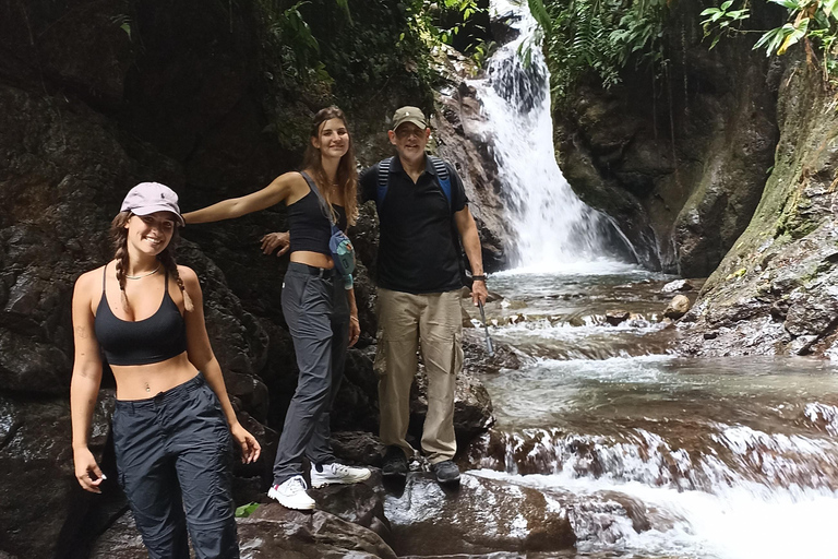 Quito: Private Full Day Tour with Flexible Destinations