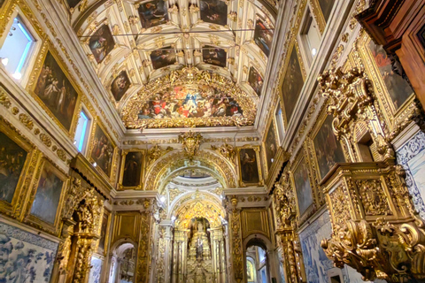 Lisbon: Private full Day Sightseeing tour by tuk-tuk.