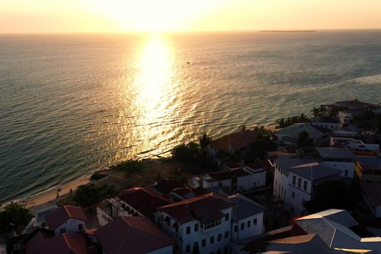 Mnemba eiland &amp;Nungwi Aquarium &amp; Zonsondergang bij kendwa (hele dag)