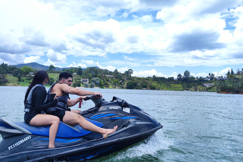 Guatapé & El Peñol: Luxury Protocol and Private Sailing GUATAPÉ PLUS