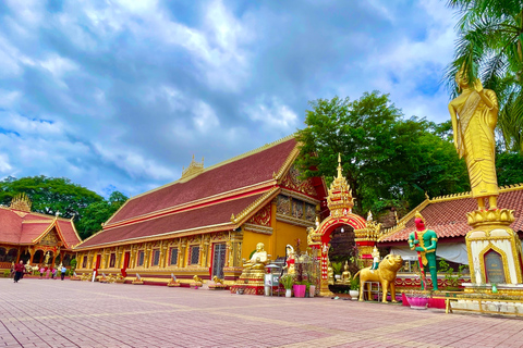 Vientiane: 9 Sacred Temples Guided Tour with Blessings