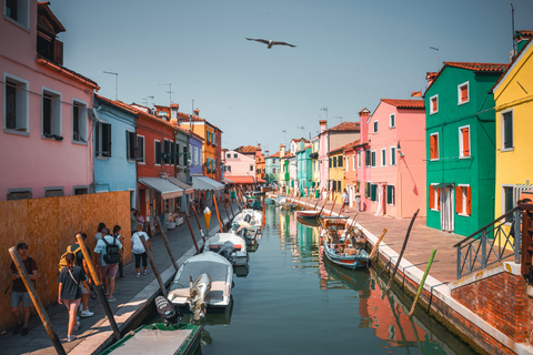 Venice: Boat Tour, Murano, Burano & Mysterious Secret Island Venice: Boat Tour, Murano, Burano