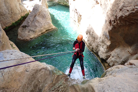 Granada & Malaga: Río Verde Canyon, Turquoise Water Jumps Private Tour