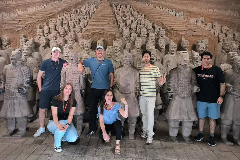 Xi'an: Terracotta Army Mini Group or Private Tour 14-Person Group with Terracotta Entrance Meeting Point