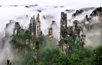 Private 4 jours Zhangjiajie Package Tour, y compris les billets - Housity