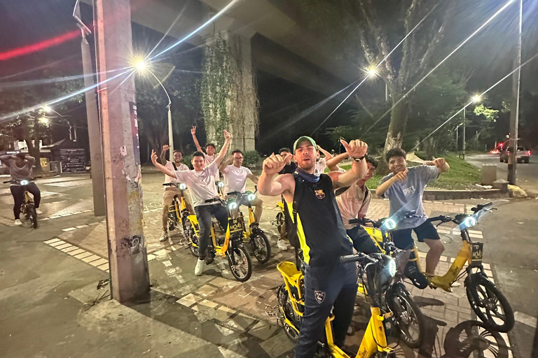 Medellin: City Tour by Electric Bicycle + Gourmet Dinner Medellín City Tour by Electric Bicycle + Gourmet Dinner