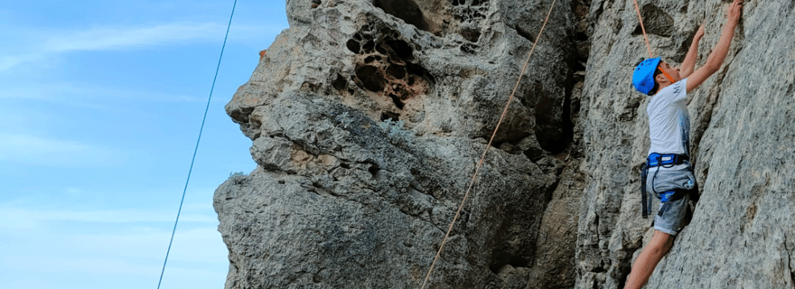 Cassis - La Ciotat : Classe d'escalade au Cap Canaille