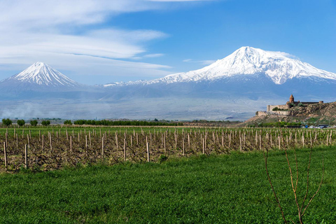 Klasztor Khor Virap i punkt widokowy na górę Ararat