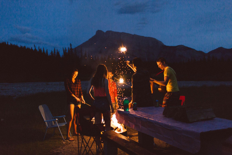Banff: REMOTE Campfire Experience with Evening Walk - 2hrs