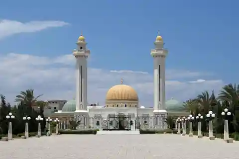 From Hammamet: Sousse & Monastir Full-Day Tour with Lunch