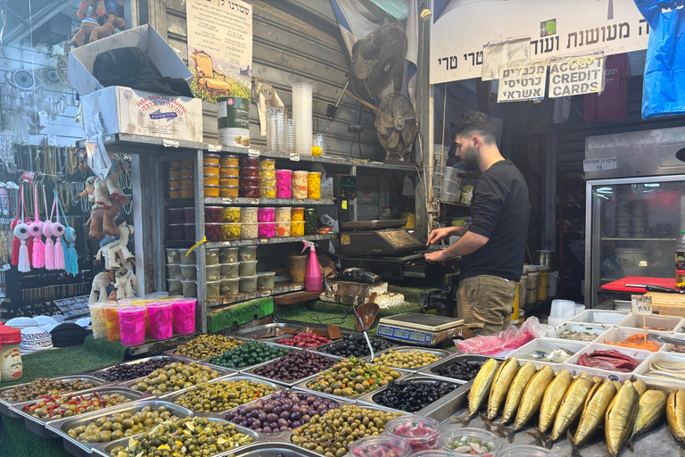 Markt-Mosaik: Eine kulinarische Entdeckungsreise durch die Schätze von CarmelMarkt-Mosaik Eine kulinarische Entdeckungsreise durch Carmel