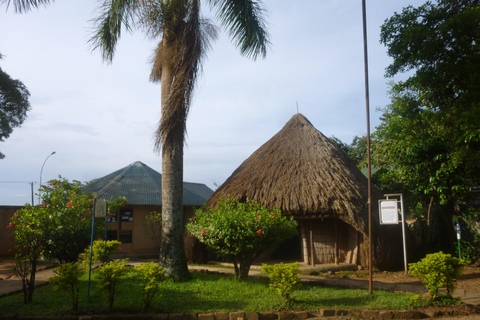 Kampala: Guided Tour for Deaf and Hearing Participants