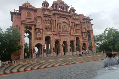 Eintägige Tour in Pink City Jaipur mit Führung