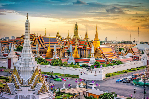 Bangkok: Tour guidato del Grand Palace, del Wat Pho e del Wat Arun