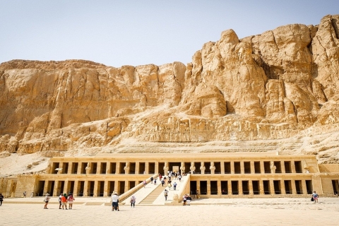 Asuan: 4-dniowa prywatna wycieczka po Egipcie z rejsem po Nilu i balonemLuksusowy statek