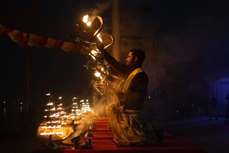 Z Delhi: prywatna wycieczka samochodem do Rishikesh i HaridwarPrywatna wycieczka samochodem do Rishikesh i Haridwar w 16 godzin