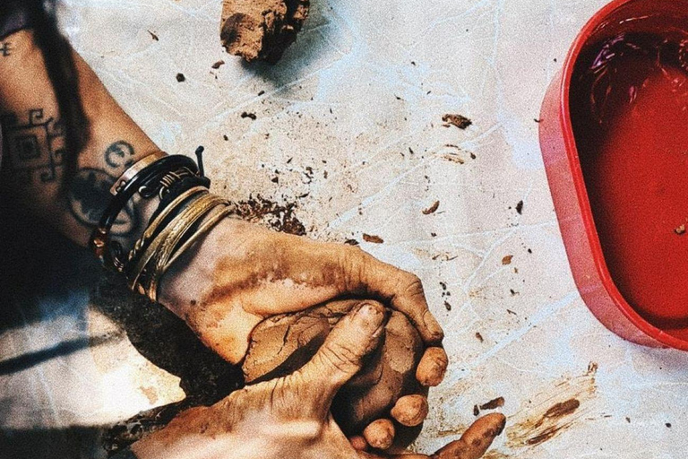 El Nido: Pottery Workshop -Hand-Building & Wheel-Throwing