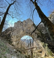 Vratna canyon & stone gates,Felix Romuliana & Rajac wineries - Housity
