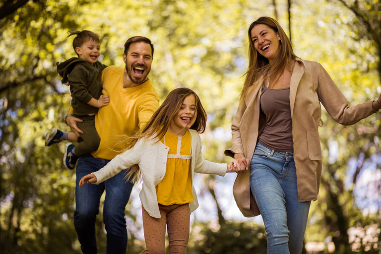 Tour a pie en familia por la rica historia de Adelaida